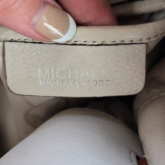 Large Cream and Brown  Michael Kors  Whipped Hamilton Bag - Picture 9 of 15